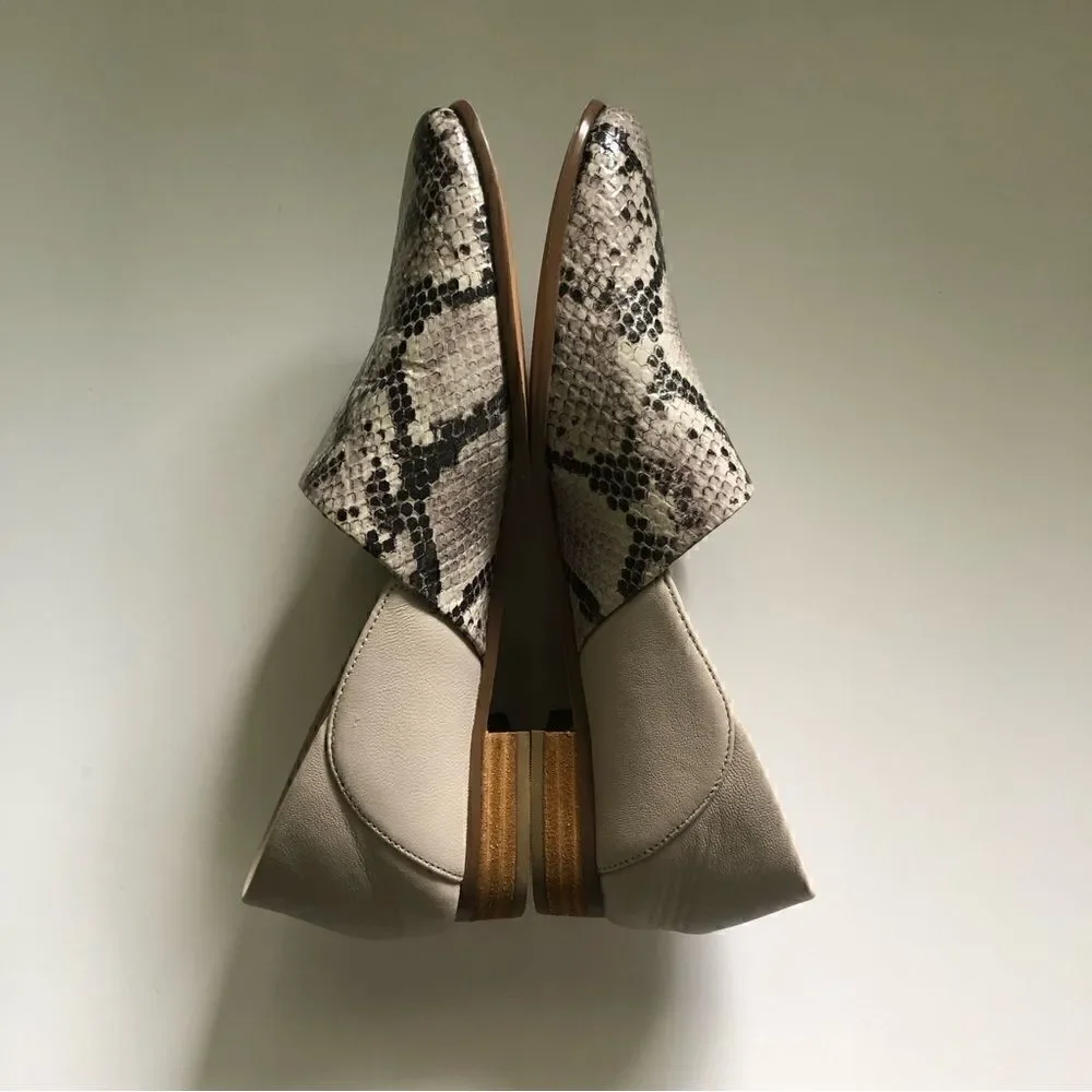 Clarks Cuchion Plus snakeskin leather slip on flats woman’s size 6.5 NWT